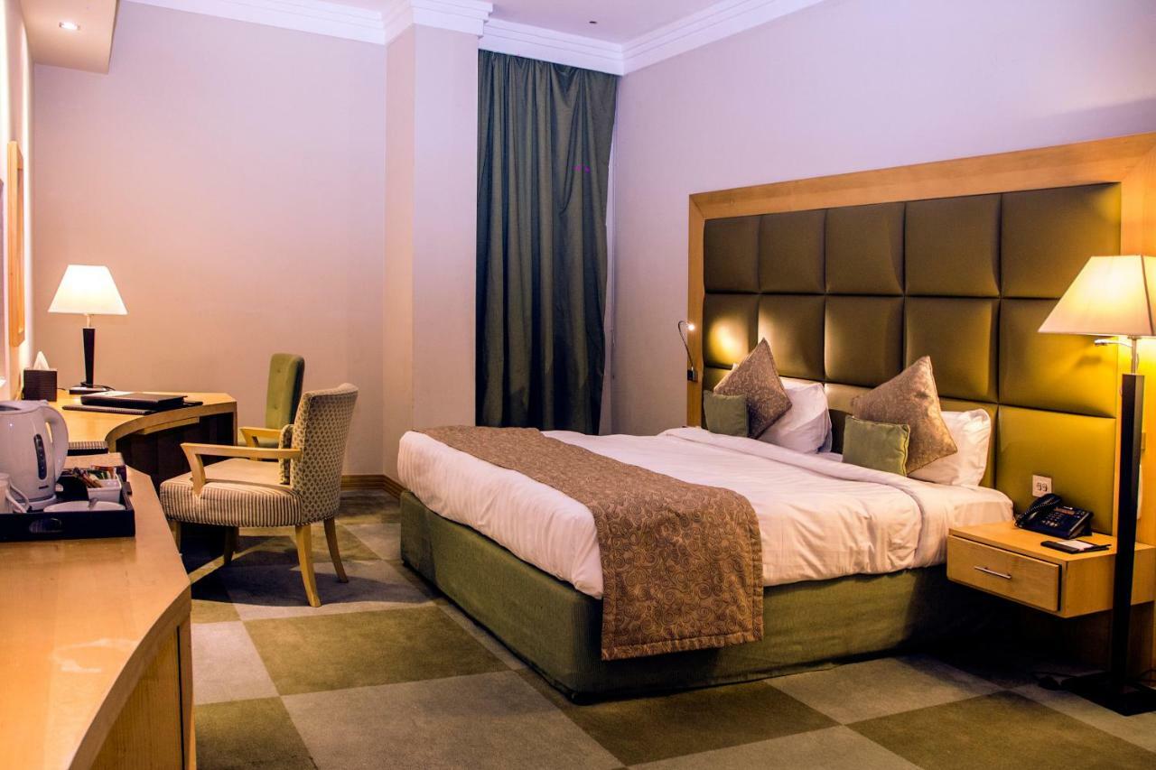 Halo Hotel Dubai Dış mekan fotoğraf